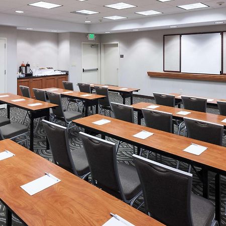 Hampton Inn & Suites Tulare Eksteriør bilde